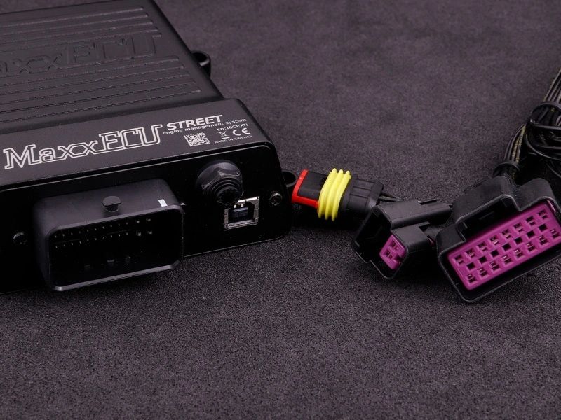 MaxxECU Toyota supra MKIV (2JZ) MaxxECU STREET Plugin EXTRA